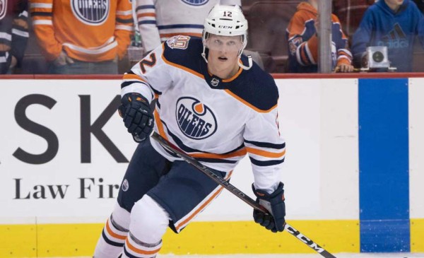 Jugador de hockey sobre hielo fallece tras hemorragia cerebral