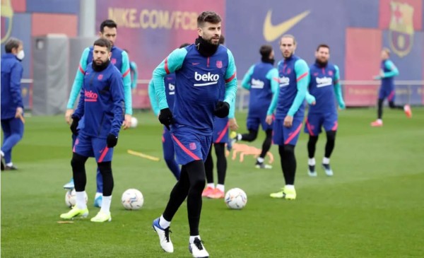 Convocatoria del Barcelona para recibir al Cádiz del 'Choco' Lozano en la Liga Española