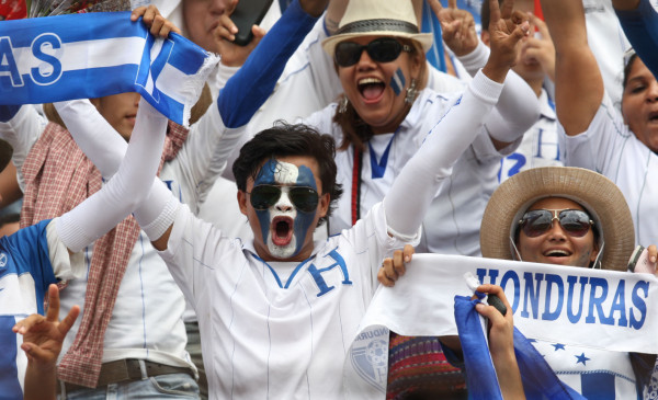 La afición hondureña, puro corazón
