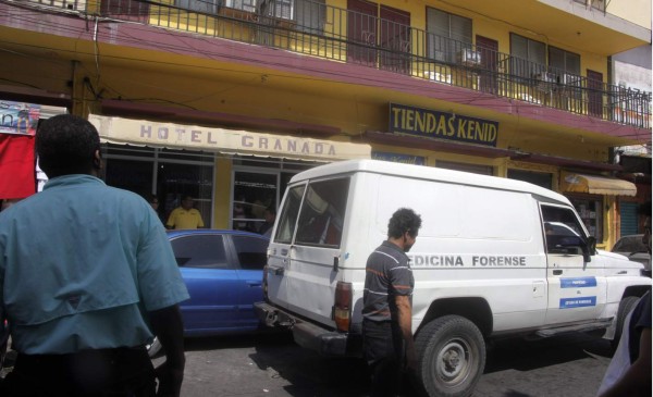 En un hotel de La Ceiba hallan muerta a mujer