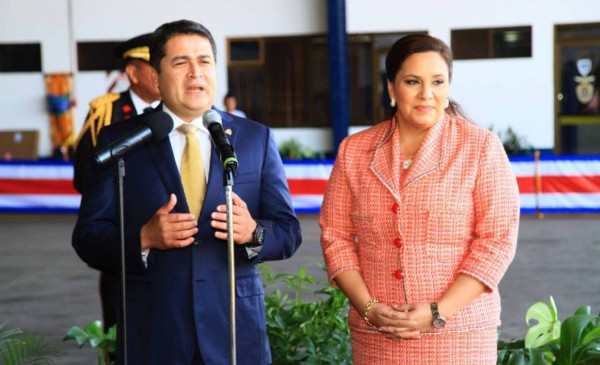 Solís asume el poder en Costa Rica con el peso de las expectativas de cambio