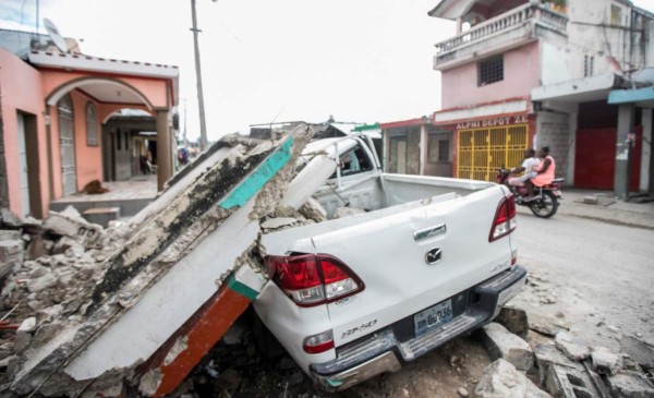 Honduras se solidariza con Haití por terremoto y envía sus condolencias