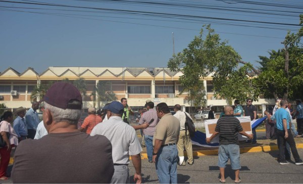 Apagones en el litoral dejan pérdidas por $40 millones