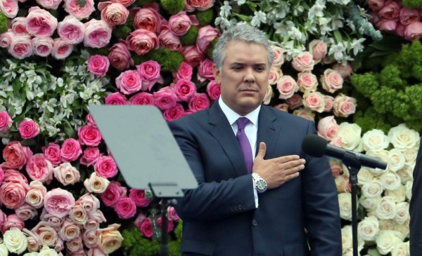 Iván Duque asume presidencia de Colombia
