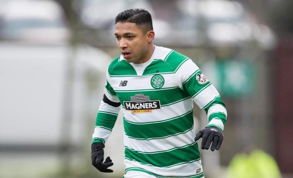 Emilio Izaguirre: 'Tengo contrato y nadie me ha dicho más'