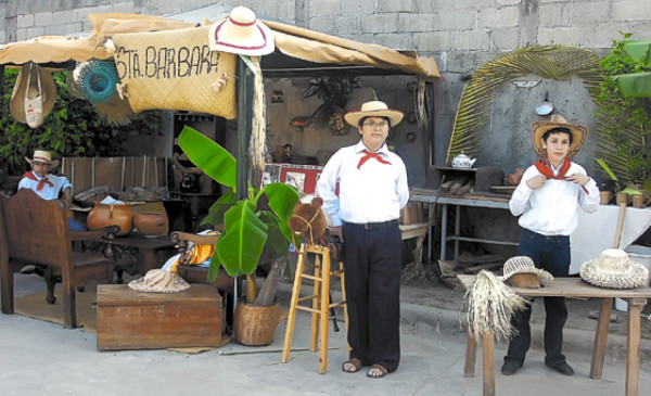 Todos por la hondureñidad