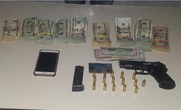 Valle: Detienen a hombre que llevaba en su vehículo casi 400 mil lempiras