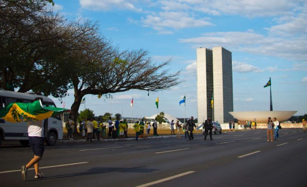 Así vive Brasil el debate sobre Dilma Rousseff