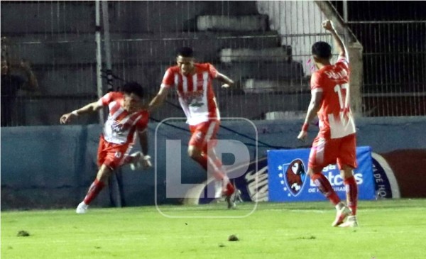 El Vida se adueña del clásico ceibeño ante un Victoria que sigue hundido