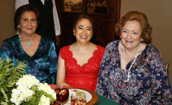 Estefanía Marinakys despide su soltería