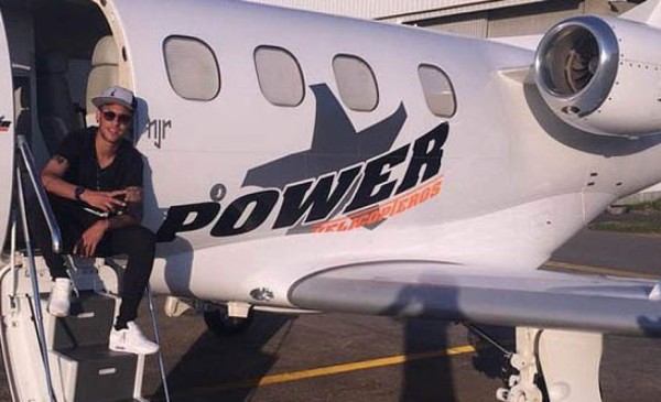 Le embargan yate y avión privado a Neymar