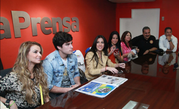 Maity Interiano, Fernando del Rincón y Fernando Fiore compartieron en LA PRENSA