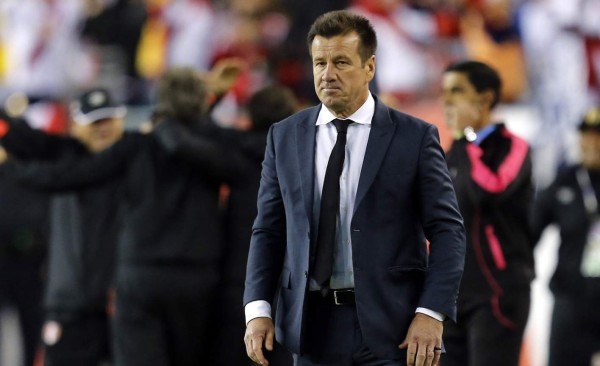 Dunga queda fuera de la Selección de Brasil