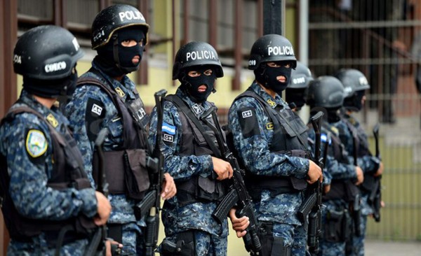 Ministro de Seguridad garantiza que hay fondos para aguinaldo y aumento de salarios para policías