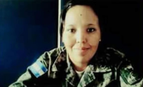 Dentro de bus matan a una suboficial de la Policía Militar