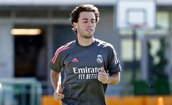 Álvaro Odriozola regresa al Real Madrid