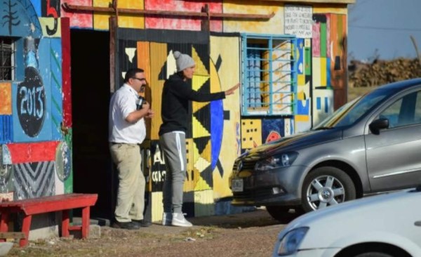 Cavani visita a su padre en una cárcel en el interior de Uruguay