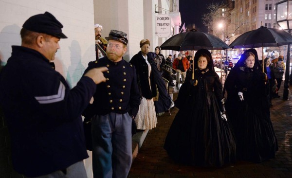 Estados Unidos llora a Lincoln 150 años después de su asesinato