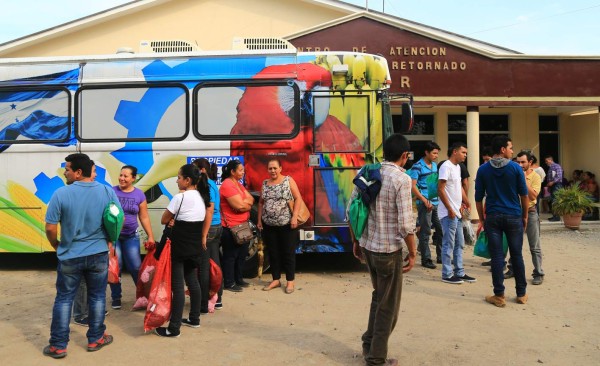 Más de 700 hondureños han sido deportados de EUA en 10 días