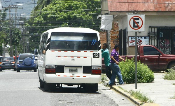 Regulan paradas de 1,500 buses y rapiditos en San Pedro Sula