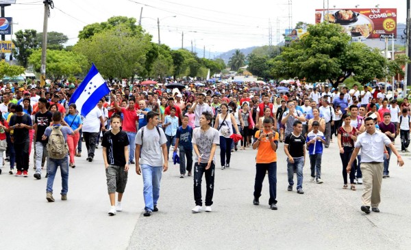 Iglesias claman unidas por Honduras
