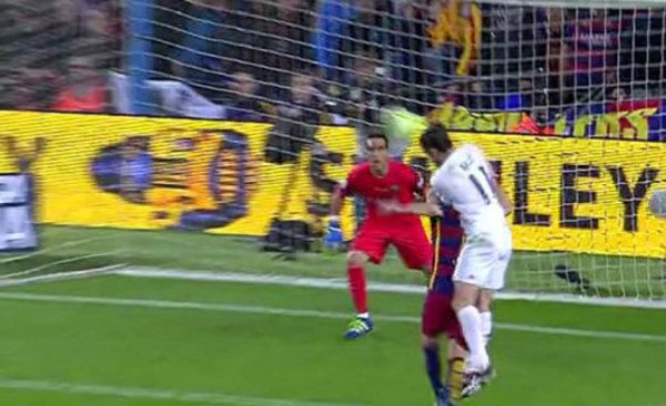 Video: El gol mal anulado a Gareth Bale en el clásico