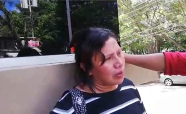 'Él no robaba, solo los acompañaba': madre de presunto ladrón ultimado en bus por un pasajero