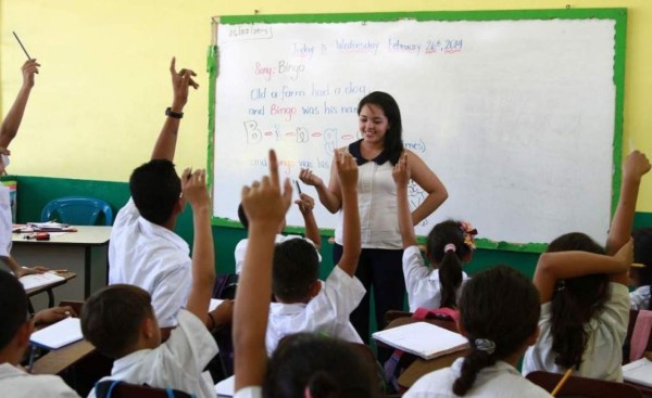 Docentes hondureños serían vacunados en próxima jornada de inmunización