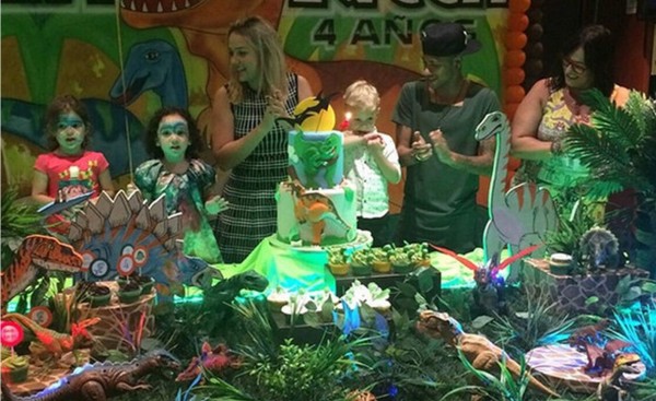 Messi y Suárez, en cumpleaños del hijo de Neymar