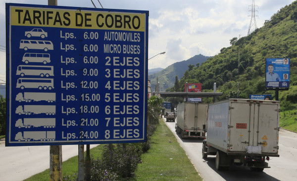 Sesión por peaje en San Pedro Sula termina en agresión a regidor