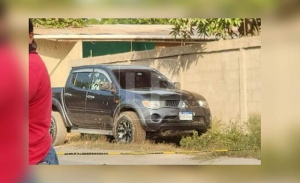 Sicarios acribillan a hombre dentro de vehículo en sector Rivera Hernández