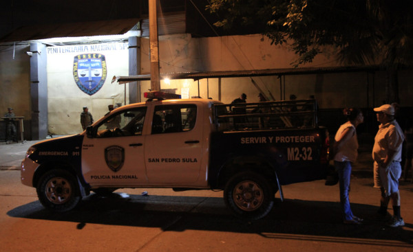 Explosión en presidio sampedrano: 3 heridos