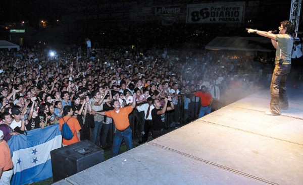 Bajo el manto de Jesucristo