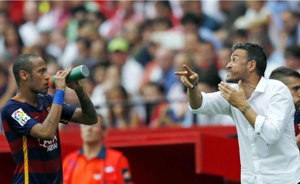 Luis Enrique comparó a Neymar con Ronaldinho
