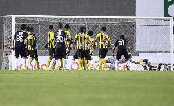 Honduras Progreso salva el invicto y se mantiene en el liderato