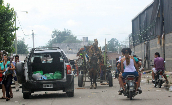 Violentos saqueos se extienden por toda Argentina
