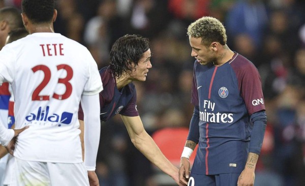¡Se desató la guerra! Revelan la frase de Cavani que hizo explotar a Neymar