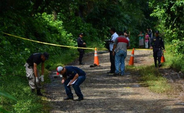 El Salvador y Guatemala crearán grupo de seguridad para combatir violencia