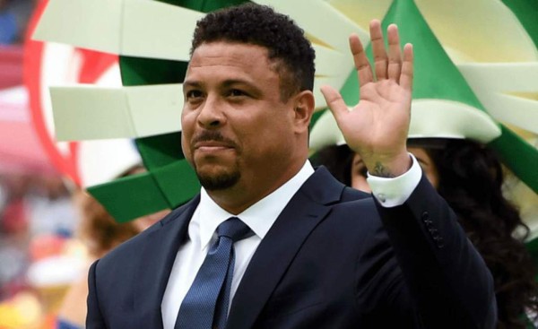 Ronaldo Nazario es 'favorable' a jugar partidos de Liga fuera de España