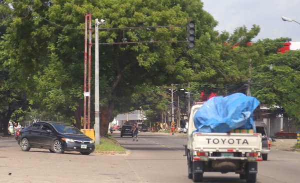 En enero inicia la instalación de los semáforos inteligentes