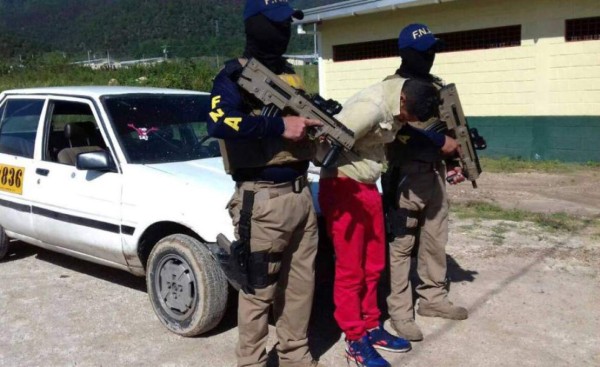 Cae menor supuesto extorsionador con 58 mil lempiras