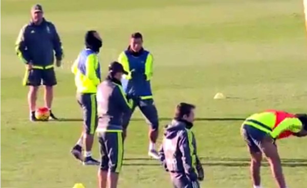 VIDEO: Cristiano se burló del incidente de James con este gesto