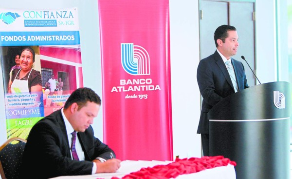 Banco Atlántida y Confianza SA-FGR se unen para apoyar a las mipymes