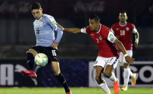 Uruguay arranca con agónica victoria sobre Chile en las eliminatorias sudamericanas