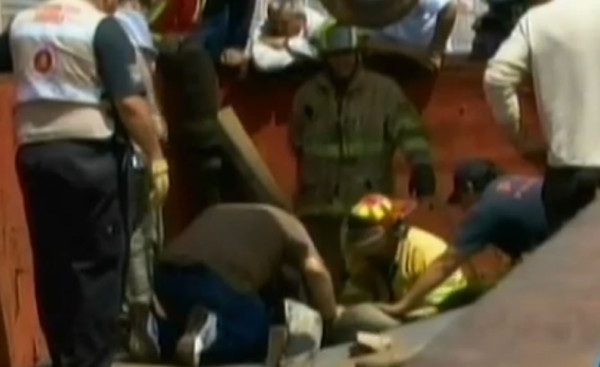 Hondureño muere aplastado por viga de acero en México