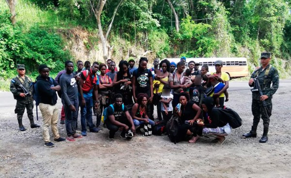 Detienen a 32 extranjeros en Choluteca que se dirigían a EEUU