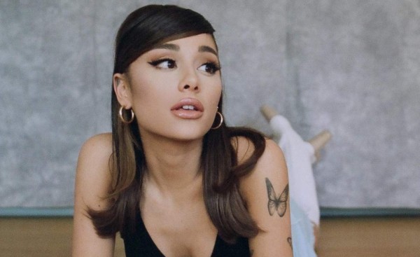 Ariana Grande regalará a sus fans $1 millón válidos en terapia