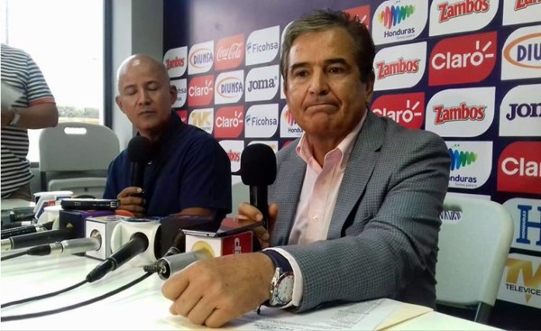 VIDEO: El jocoso momento en el que Pinto da el nombre de Costly