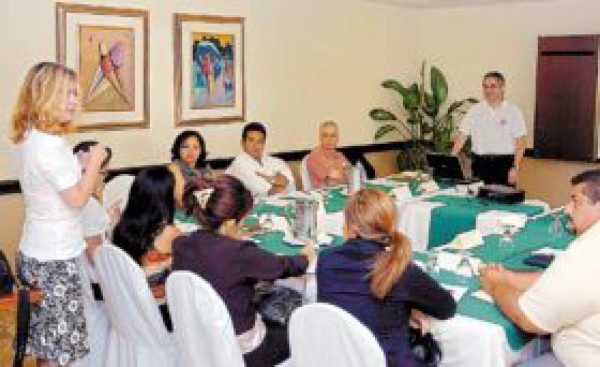 Sector exportador inicia capacitación