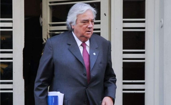 Exsecretario general de la Conmebol se entrega a la justicia